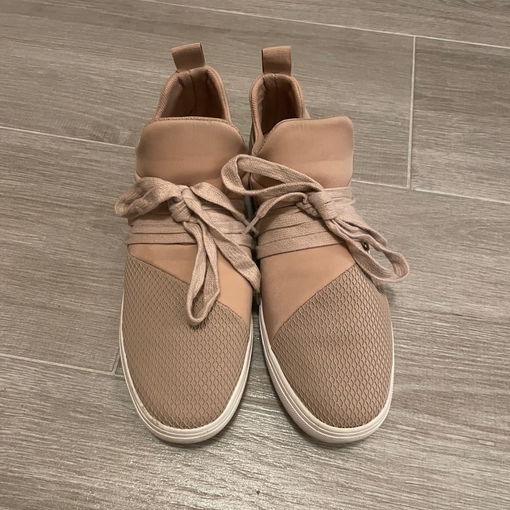 Steve Madden Blush Pink Beige Tan Women's Sneakers Lancer 8 - Picture 2 of 8